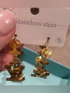 NEW! Gold Floral Drop Earrings - Stainless Steel